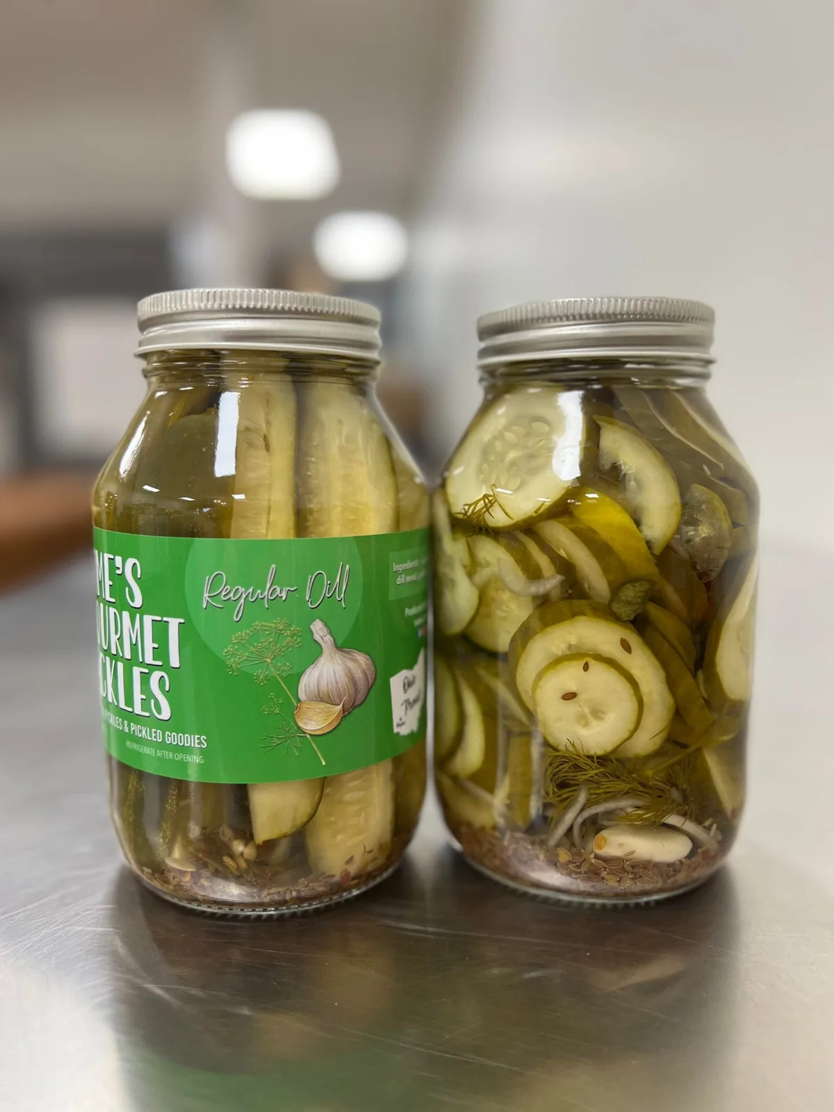 Regular Dill pickles