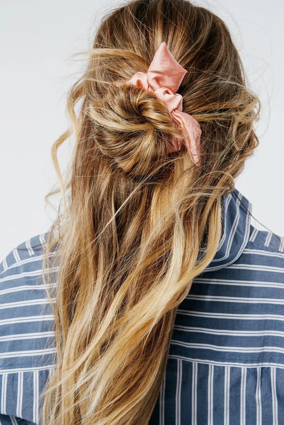 Petite Silk Series Knot Scrunchie