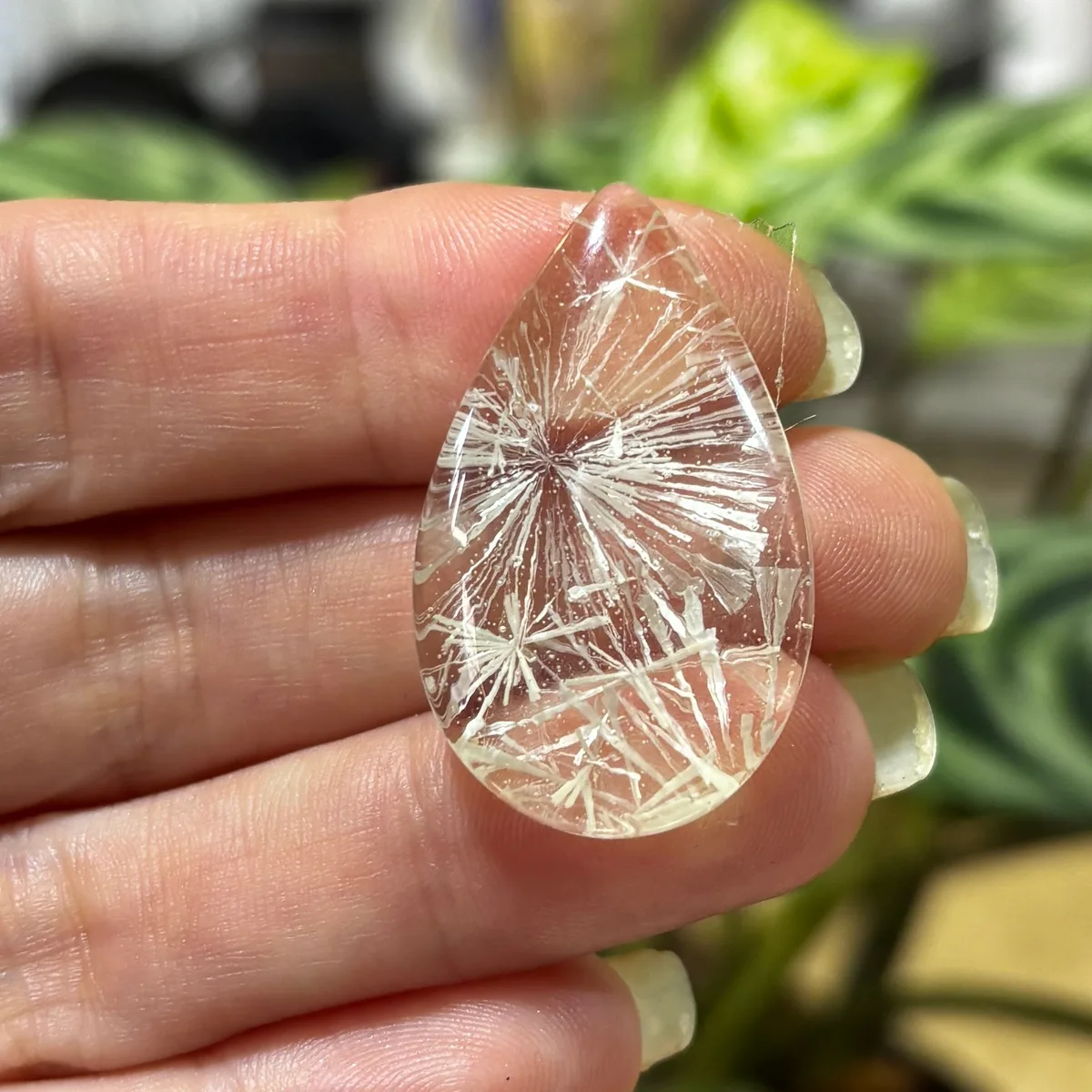 Cabochon, clear teardrop starburst