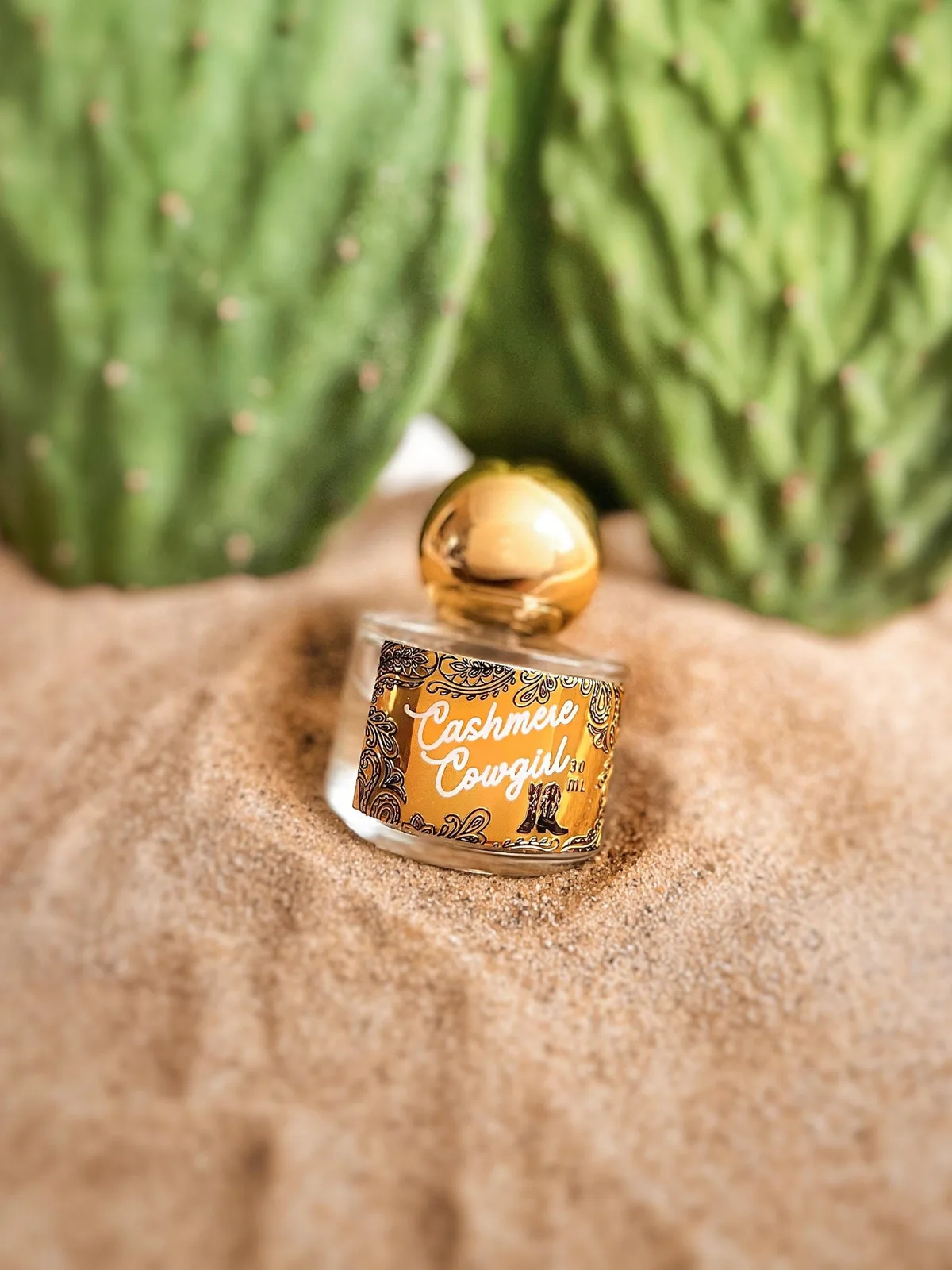 Cashmere Cowgirl perfume spray