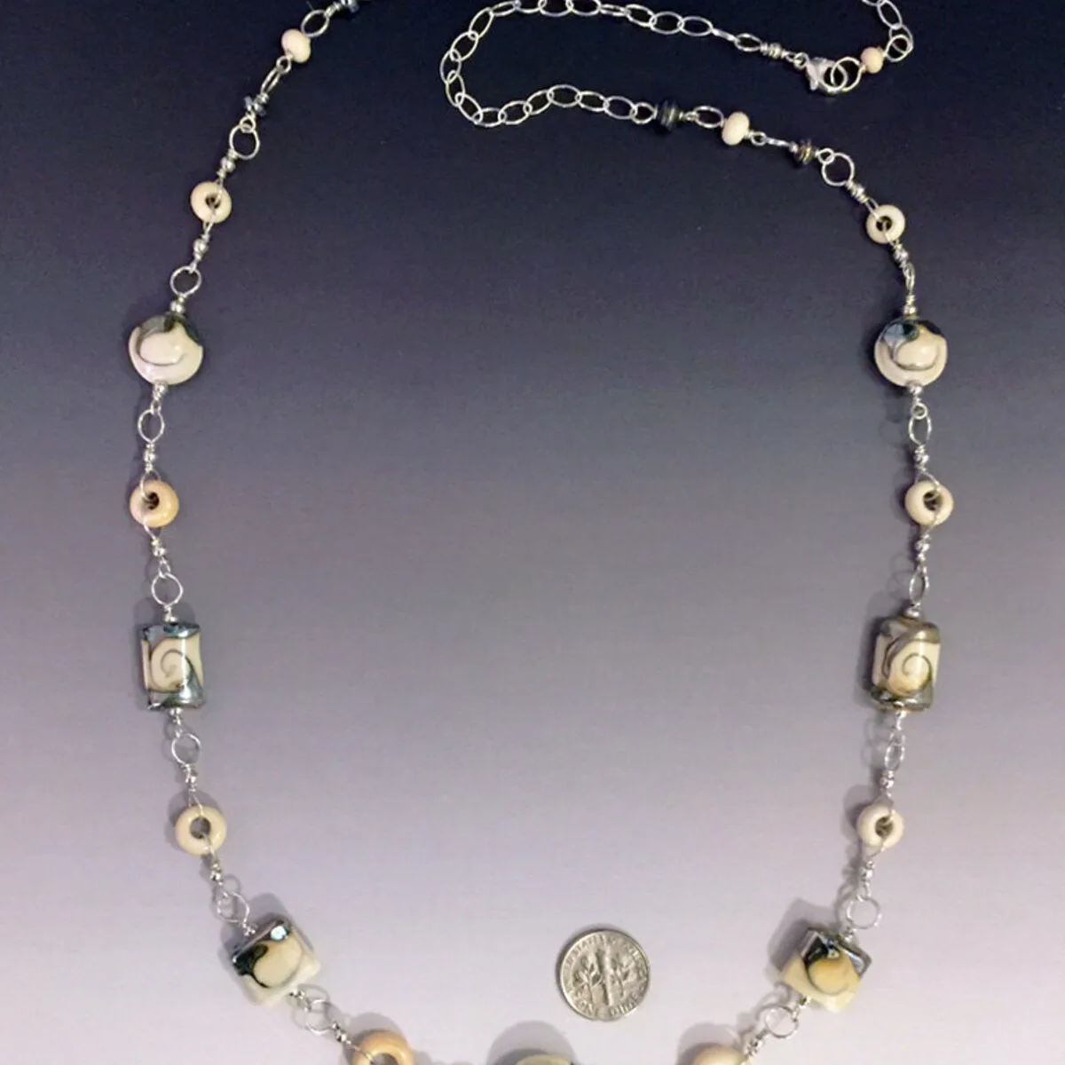 Ginger necklace, ivory