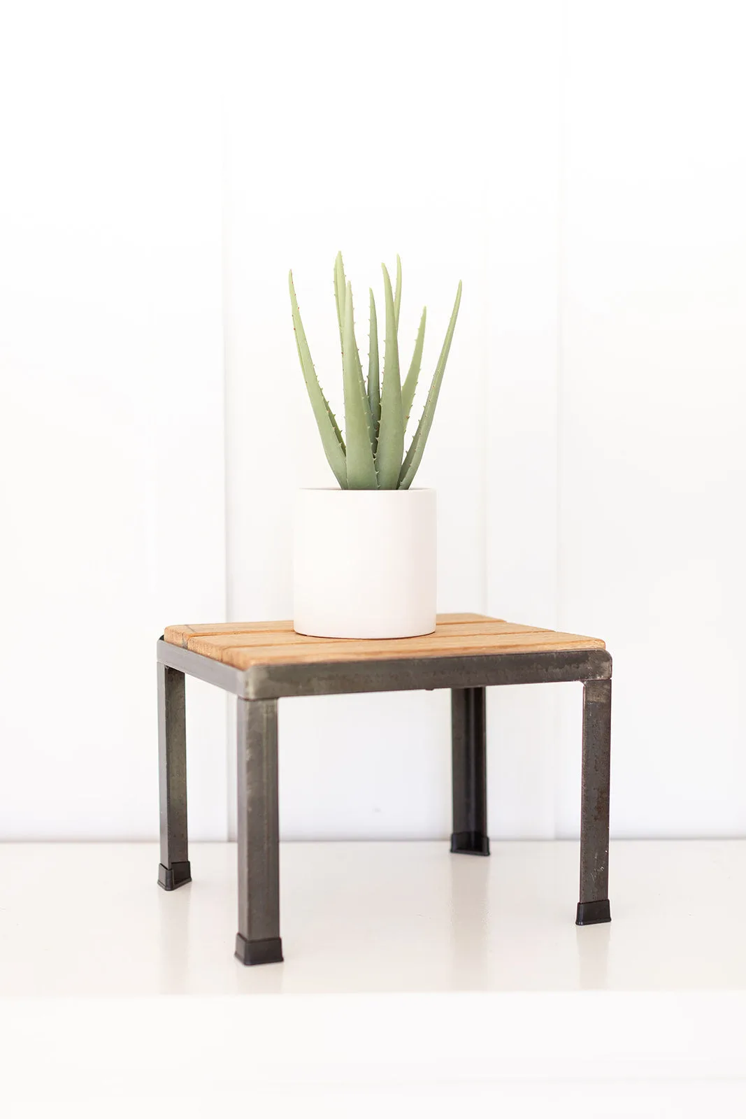 The Farmhouse Stool