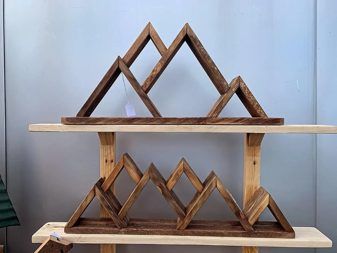 Mountain-shaped wooden shelves