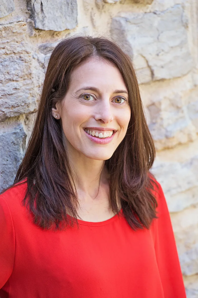 Author Alexis Wintrob